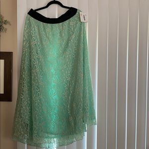 LuLaRoe Lucy - Size XL NEW WITH TAGS
